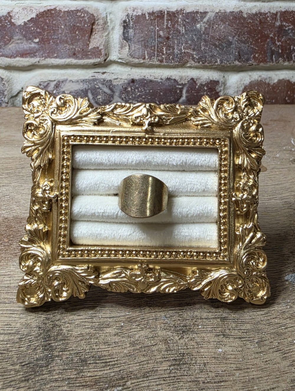 Vintage Gold Tone Ring